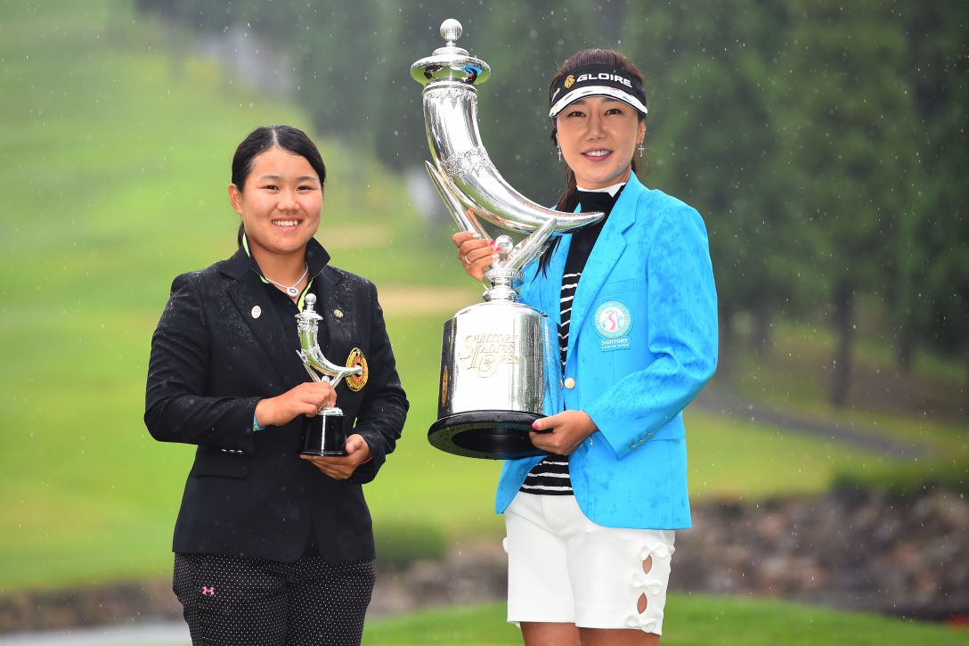 サントリーレディスオープンゴルフトーナメント　最終日　姜秀衍、畑岡奈紗　＜Photo：Masterpress/Getty Images＞