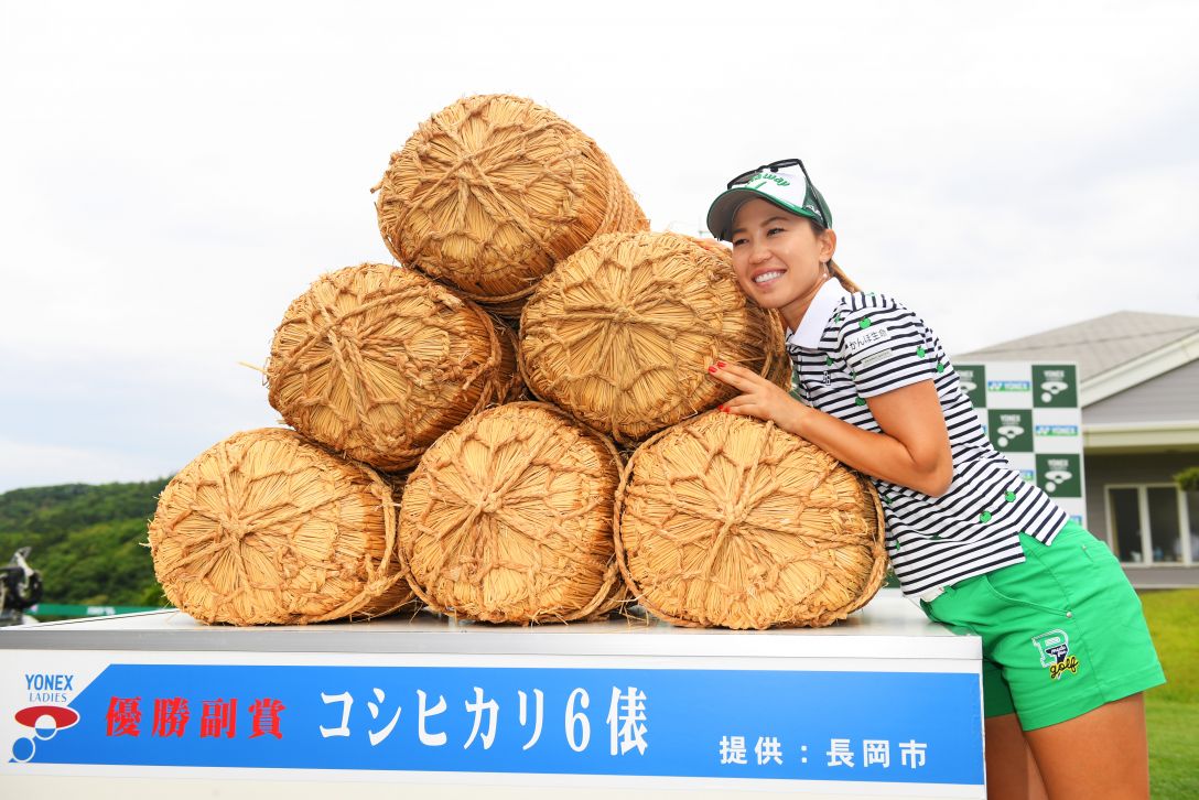 LPGA TOUR 2019 サイン入りバッジ(河本結、上田桃子、原英莉花他) LPGA TOUR 2019 サイン入りバッジ(河本結、上田桃子、原英莉花他