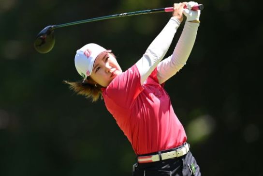 古江彩佳、西郷真央が首位と2打差7位発進
