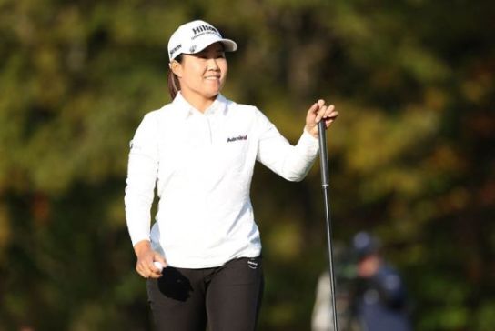 上位は混戦模様　畑岡、申ジエが首位に並ぶ　