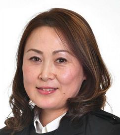 半田 智子